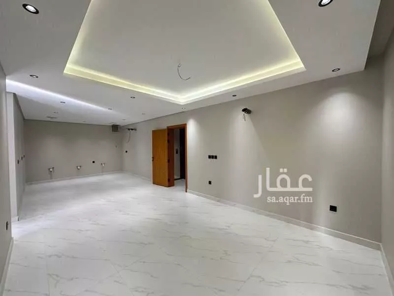 شقة 4 غرف في الروضة 12