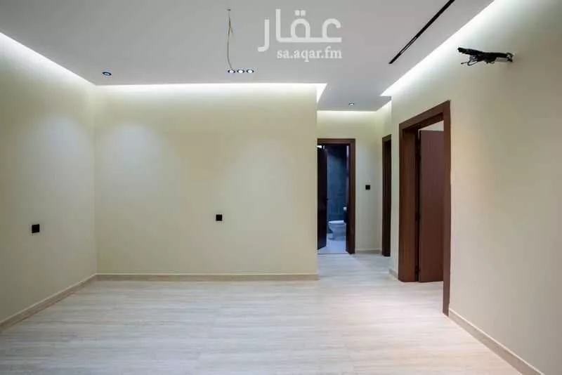 4 bedroom apartment in Al Rawdah 8