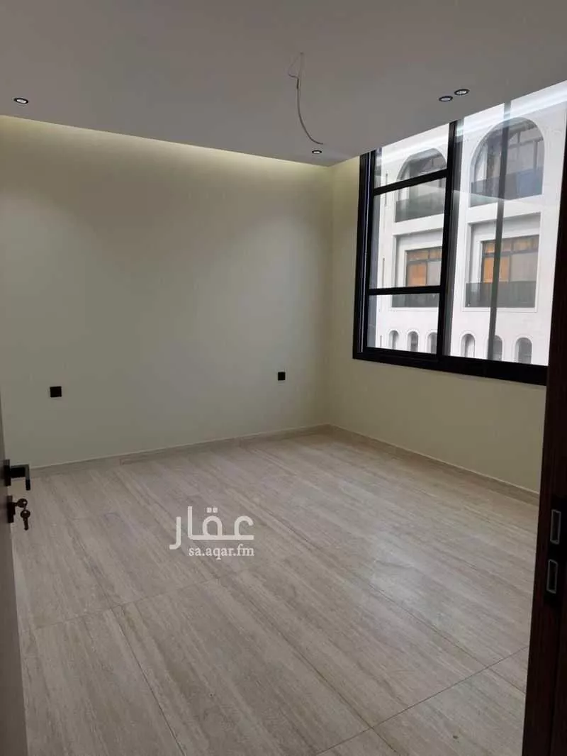 4 bedroom apartment in Al Rawdah 10