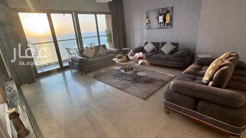 شقة 3 غرف في الشاطئ 10