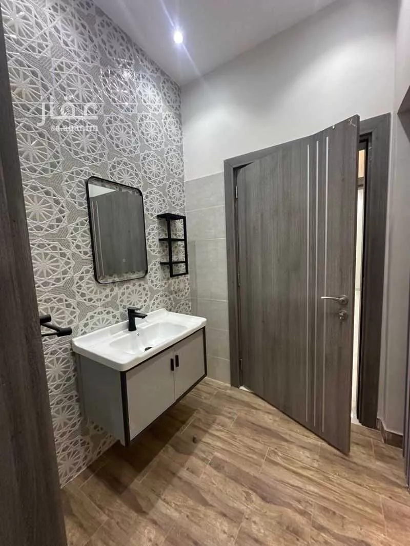 5 bedroom apartment in Ar Rayan 15
