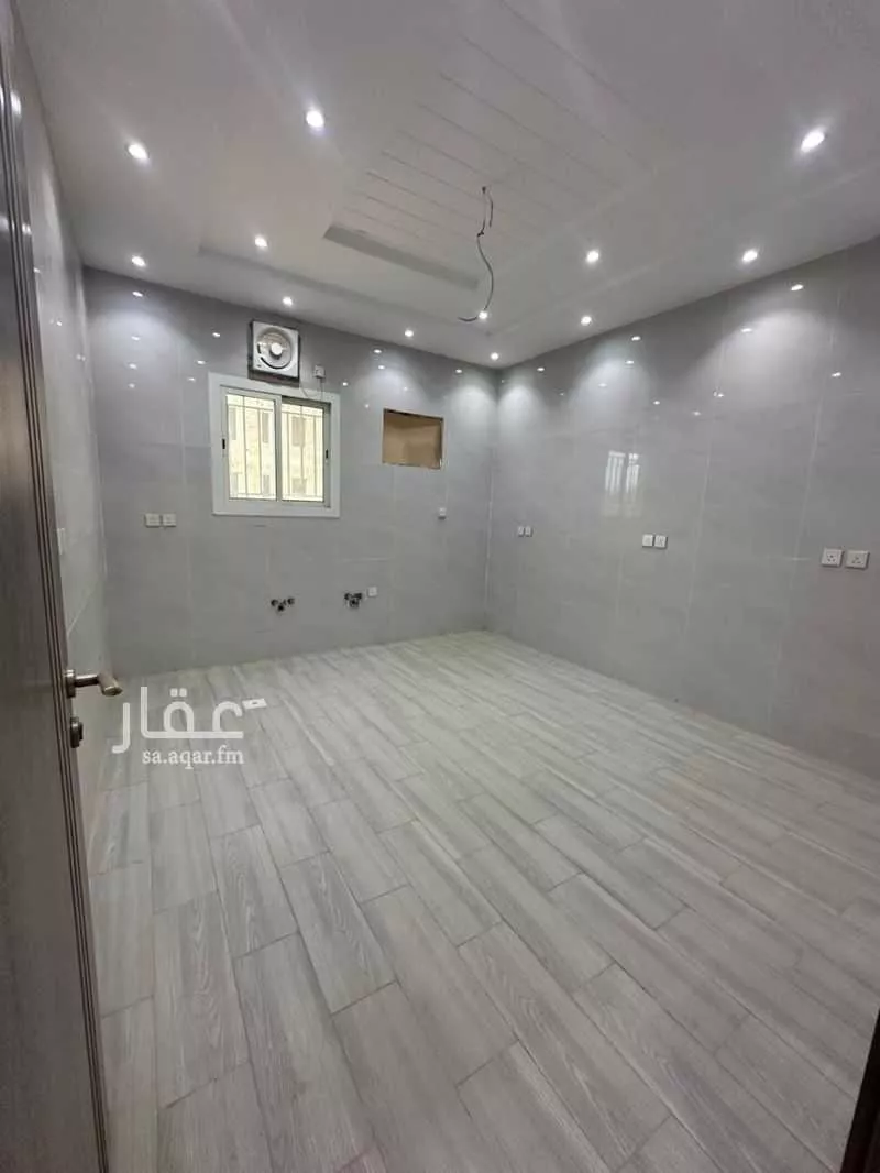 5 bedroom apartment in Ar Rayan 9