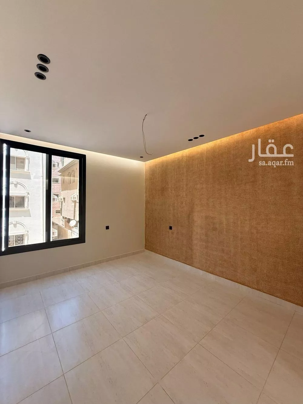 4 bedroom apartment in Al Rawdah 9