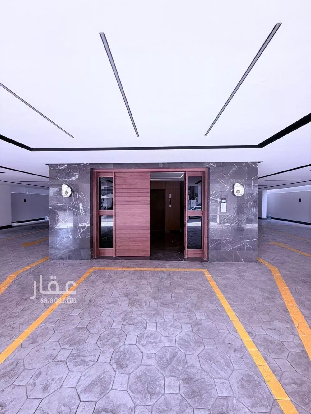 5 bedroom apartment in Al Naeem 5