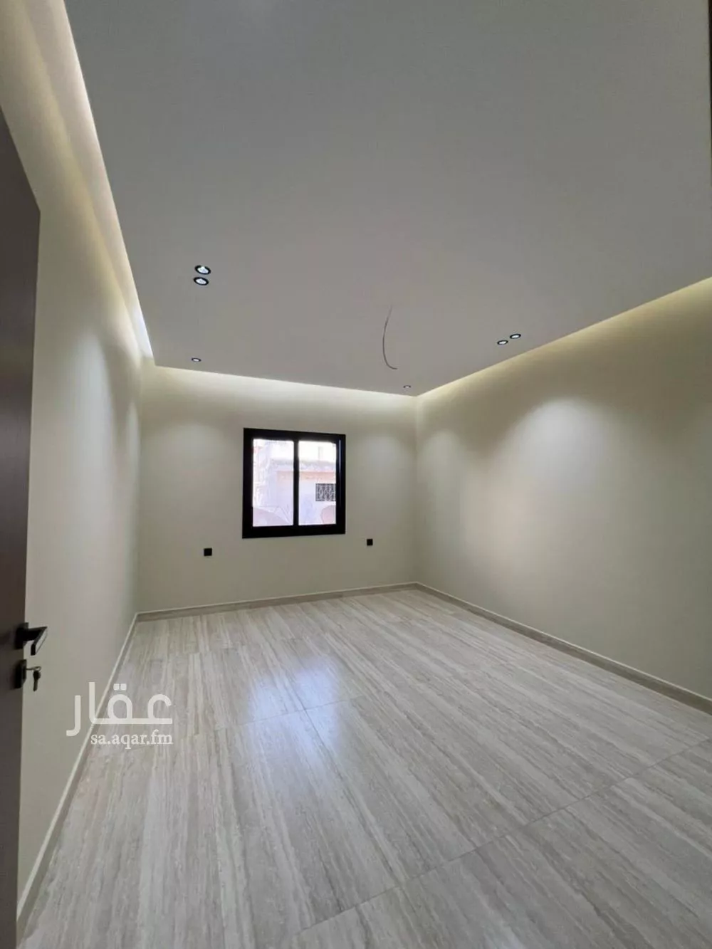4 bedroom apartment in Al Naeem 8