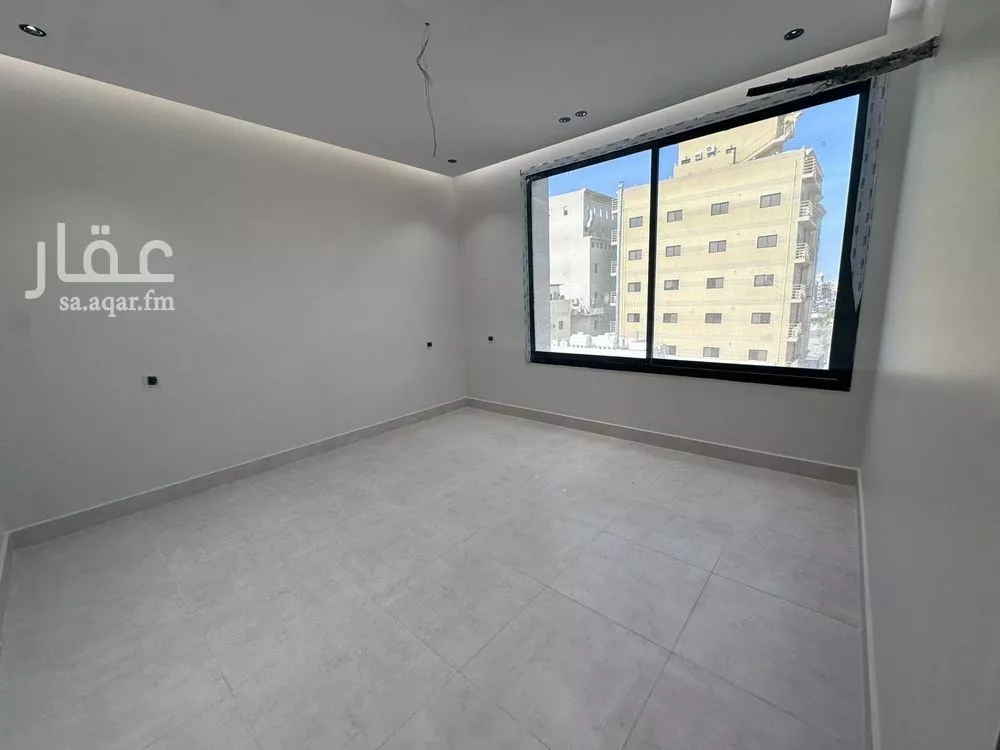 4 bedroom apartment in Al Naeem 8