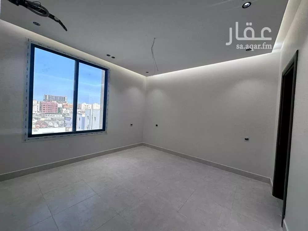 4 bedroom apartment in Al Naeem 9