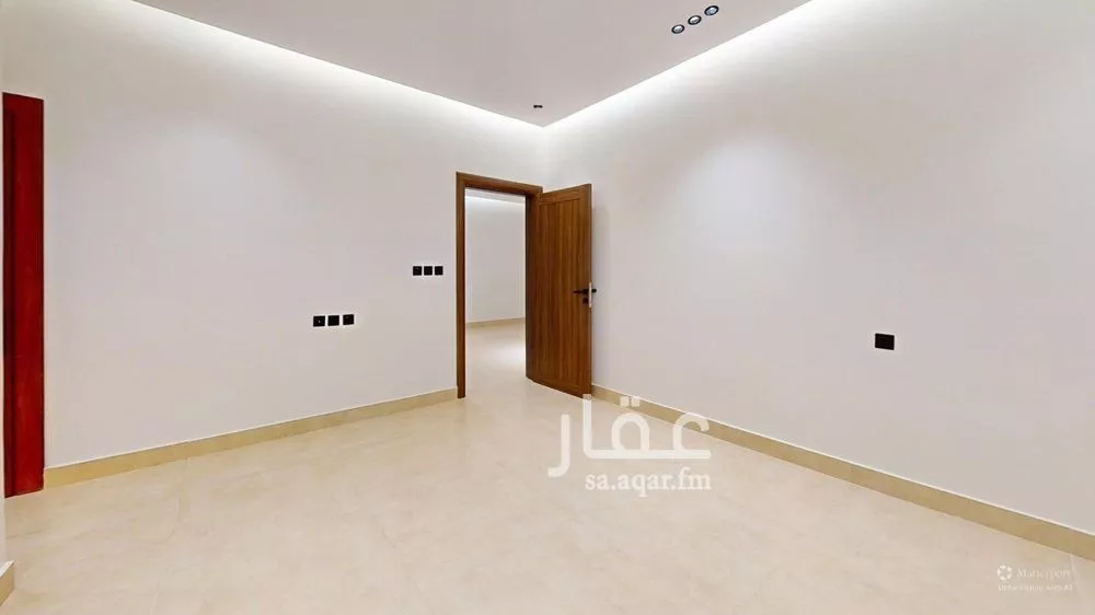 4 bedroom apartment in Al Rawdah 6