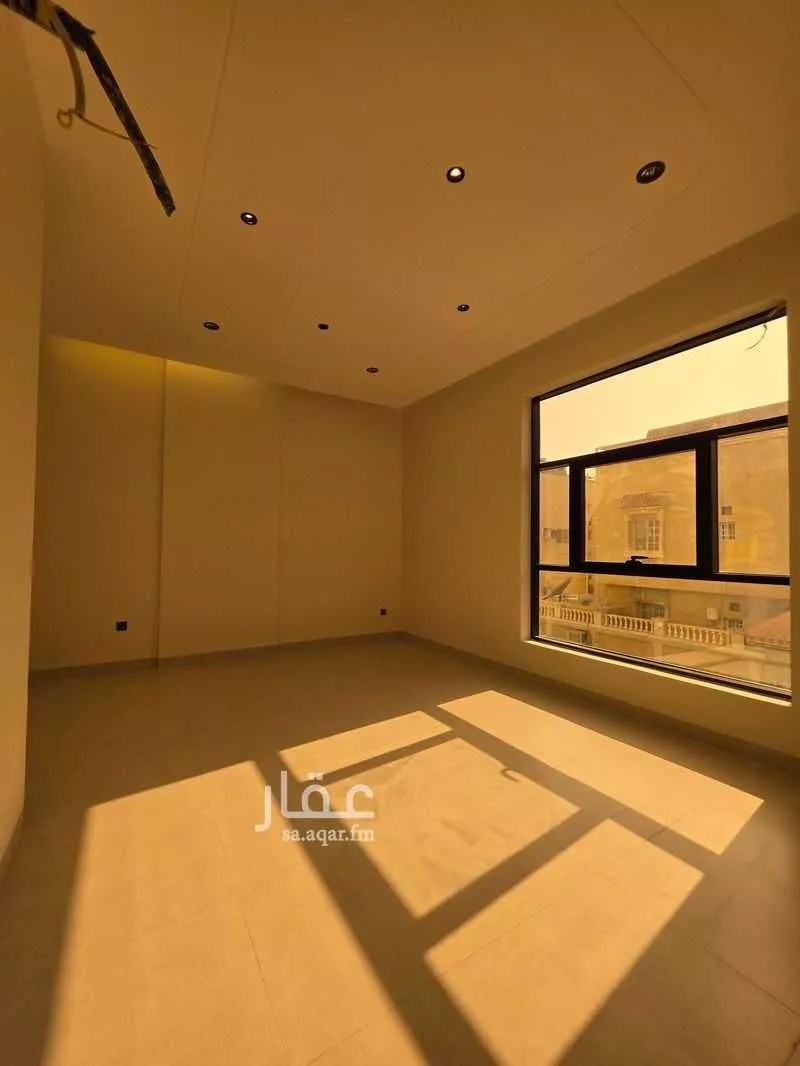4 bedroom apartment in Al Rabwa 12