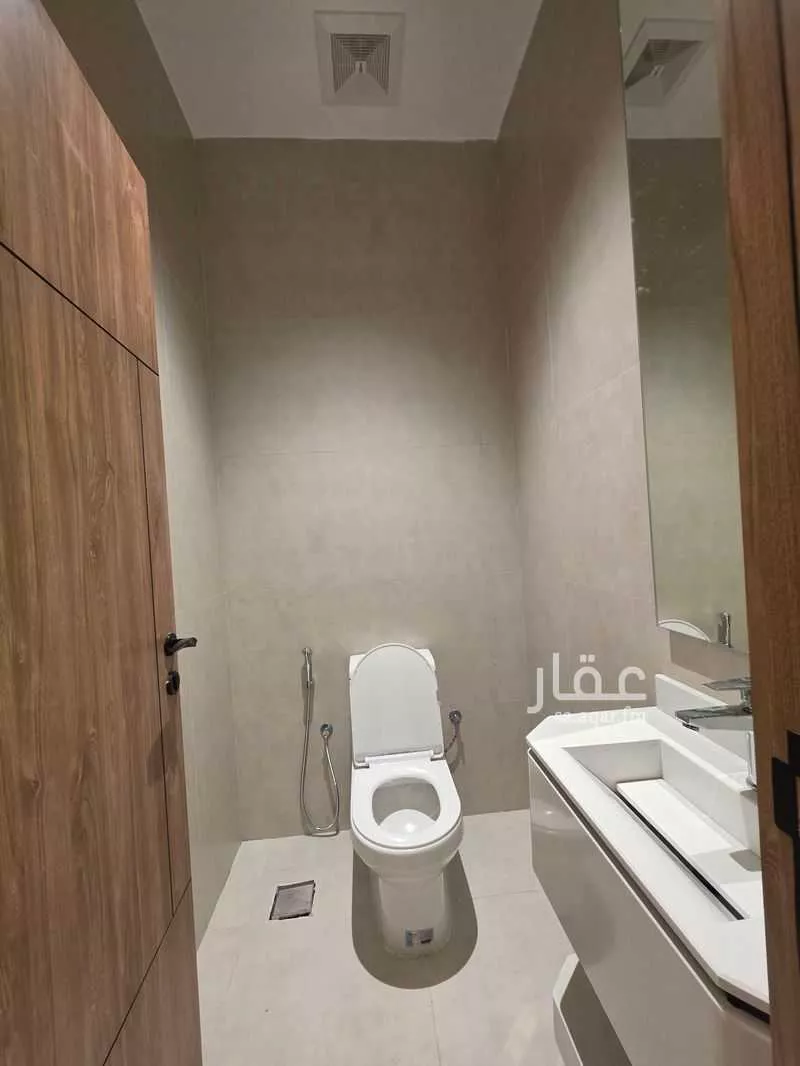 4 bedroom apartment in Al Rabwa 7