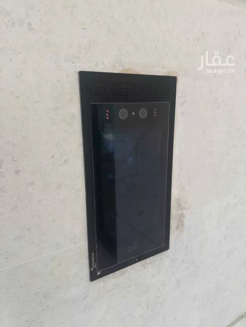 شقة 5 غرف في الروضة 28