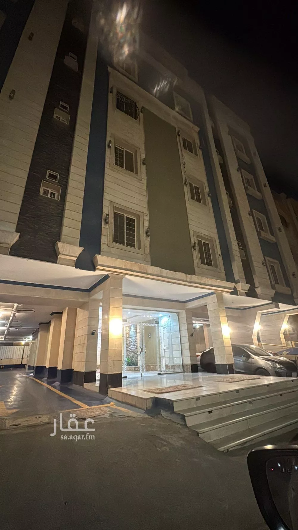 4 bedroom apartment in Muraykh 2