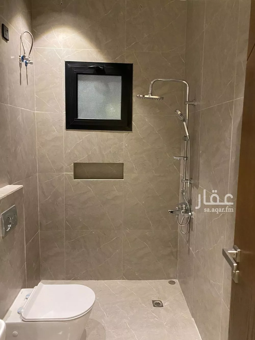 5 bedroom apartment in Al Wahah 11