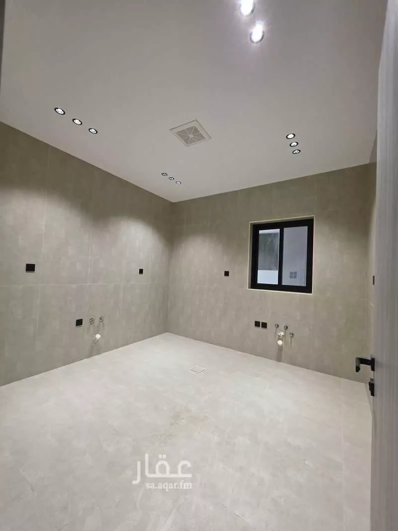3 bedroom apartment in Al Nuzhah 9