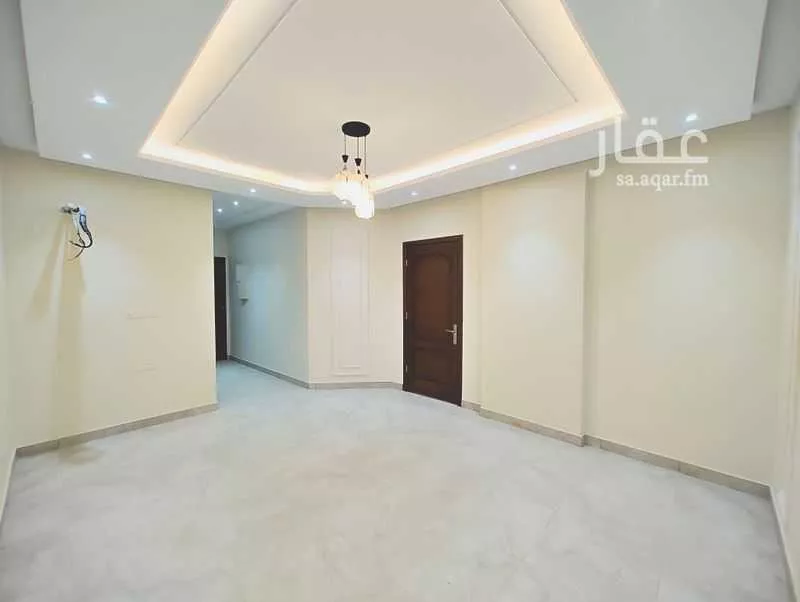 5 bedroom apartment in Muraykh 6