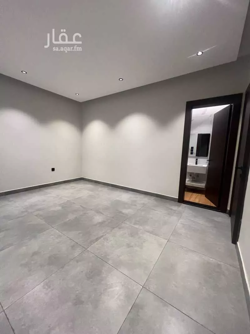 3 bedroom apartment in Al Zahra 6