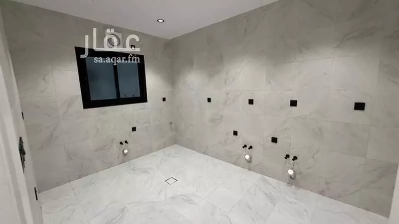 3 bedroom apartment in Al Marwa 17