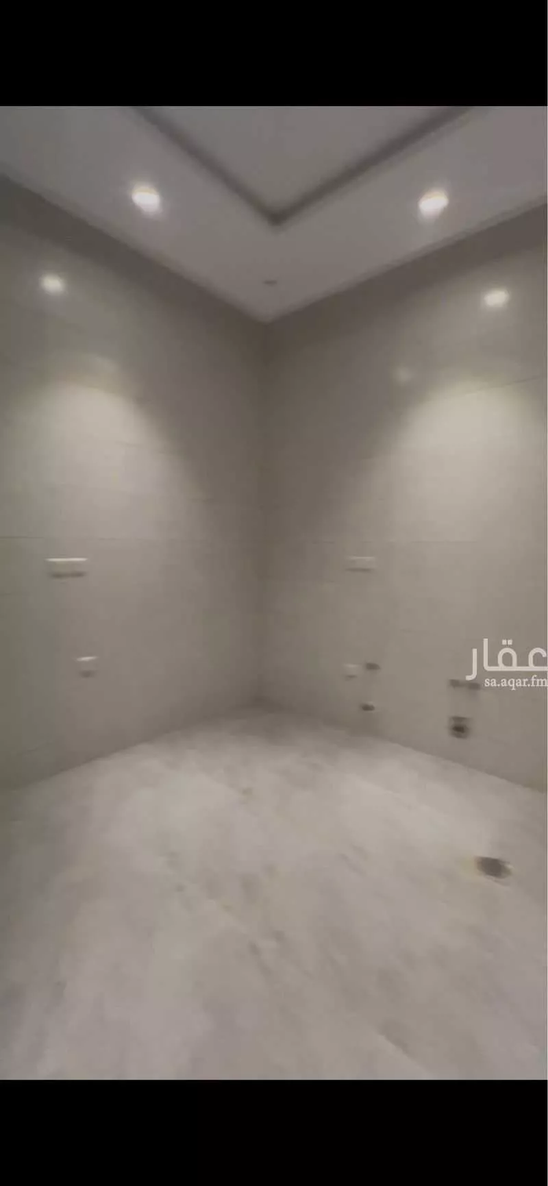 4 bedroom apartment in Um Hableen 10