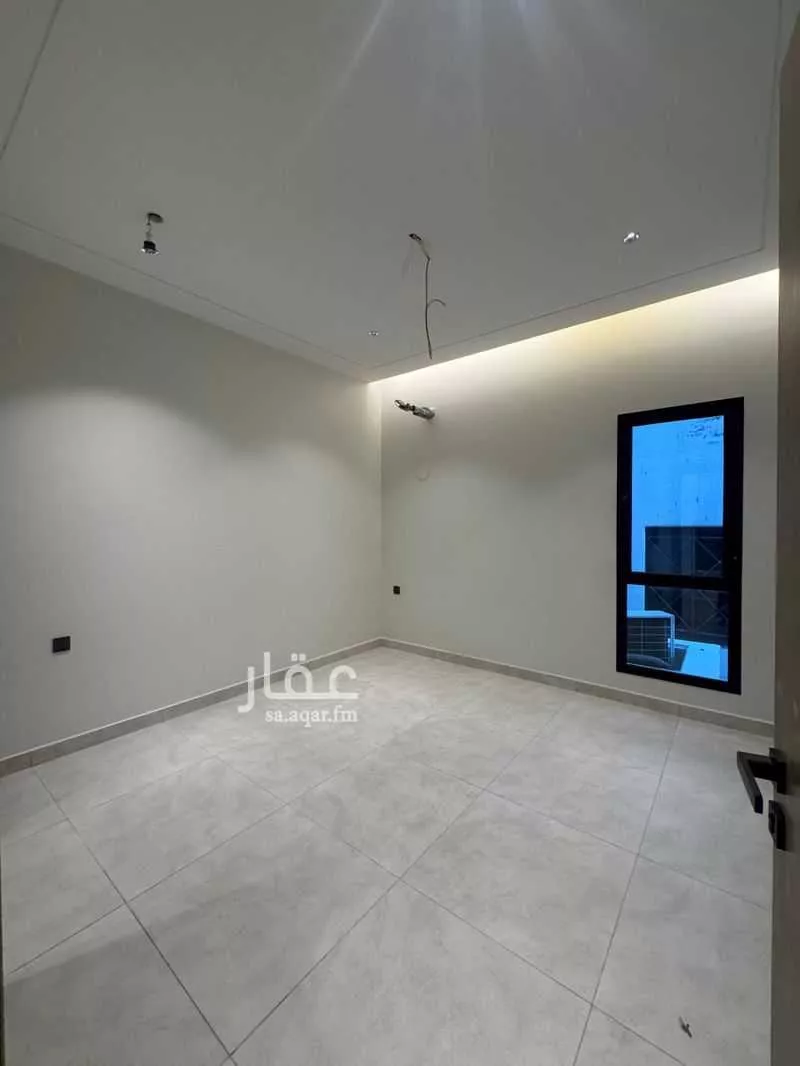 4 bedroom apartment in Al Rawdah 6