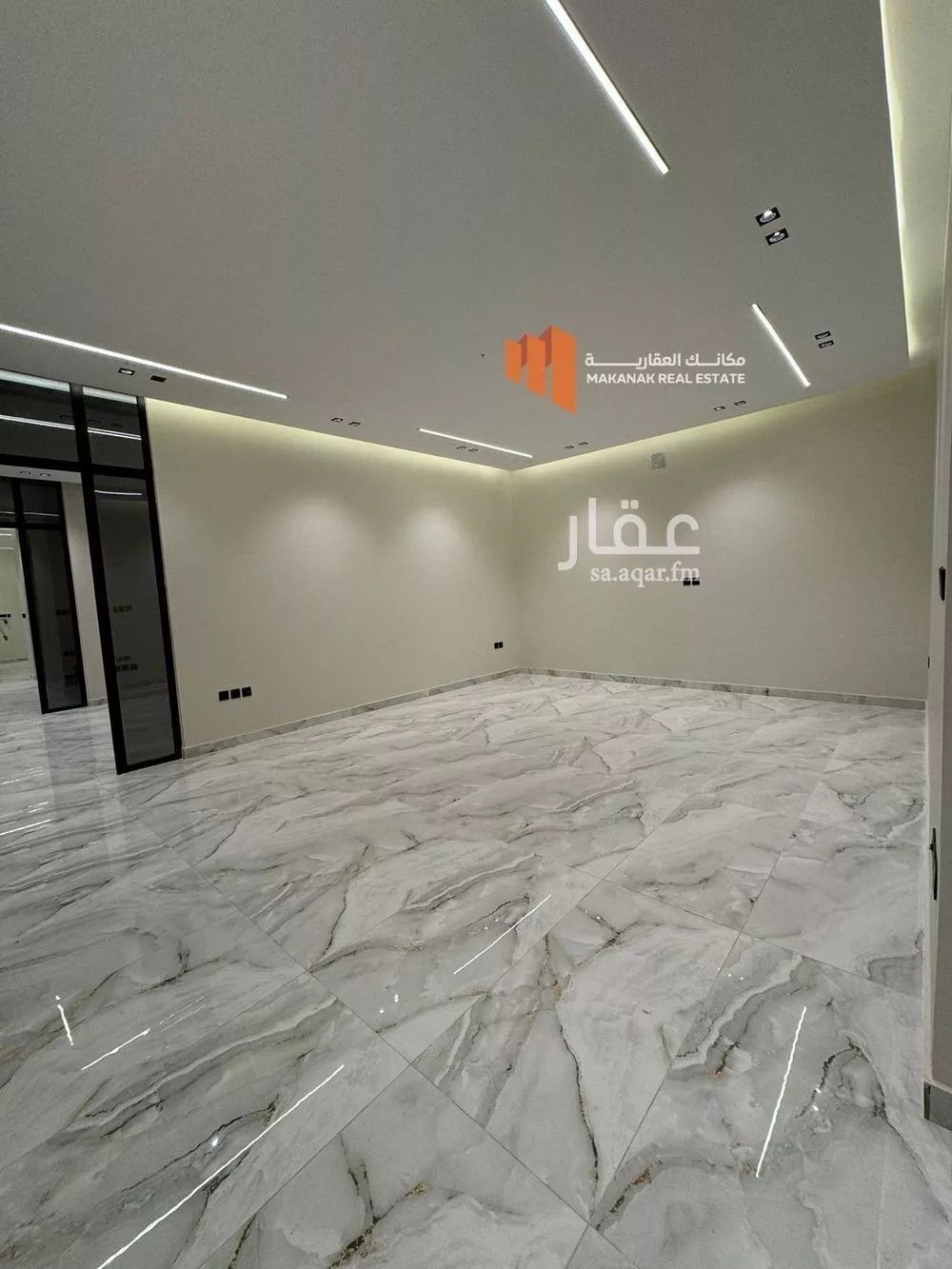 5 bedroom villa in Qasr Al Khaleej 16