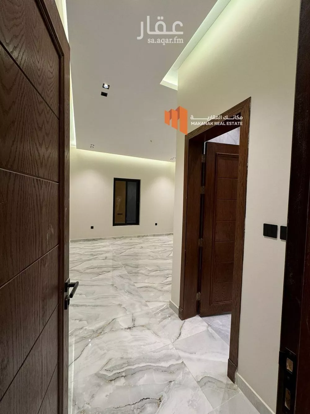 5 bedroom villa in Qasr Al Khaleej 19