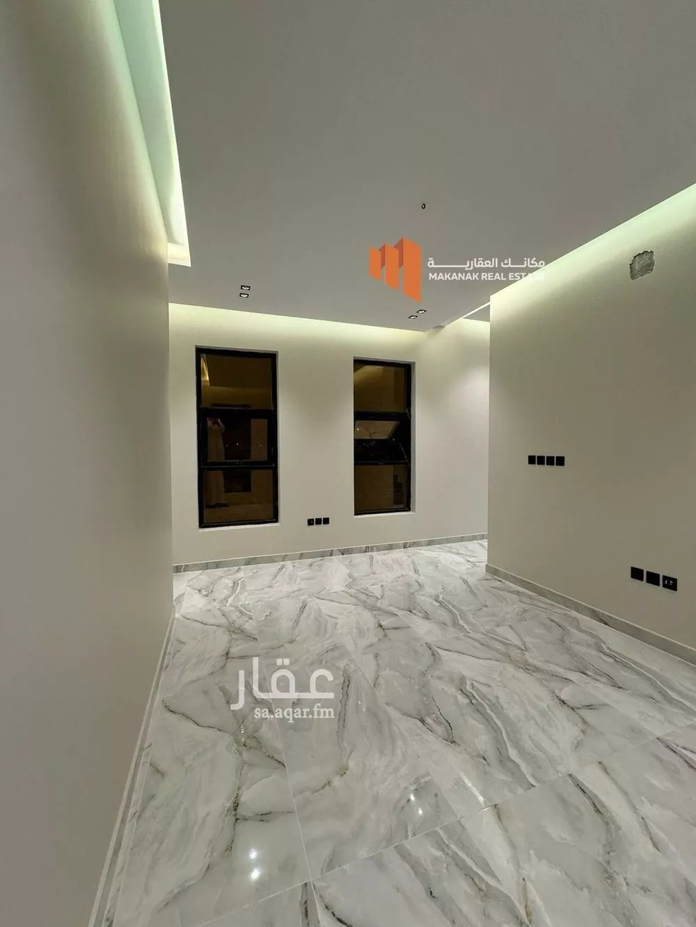 5 bedroom villa in Qasr Al Khaleej 22