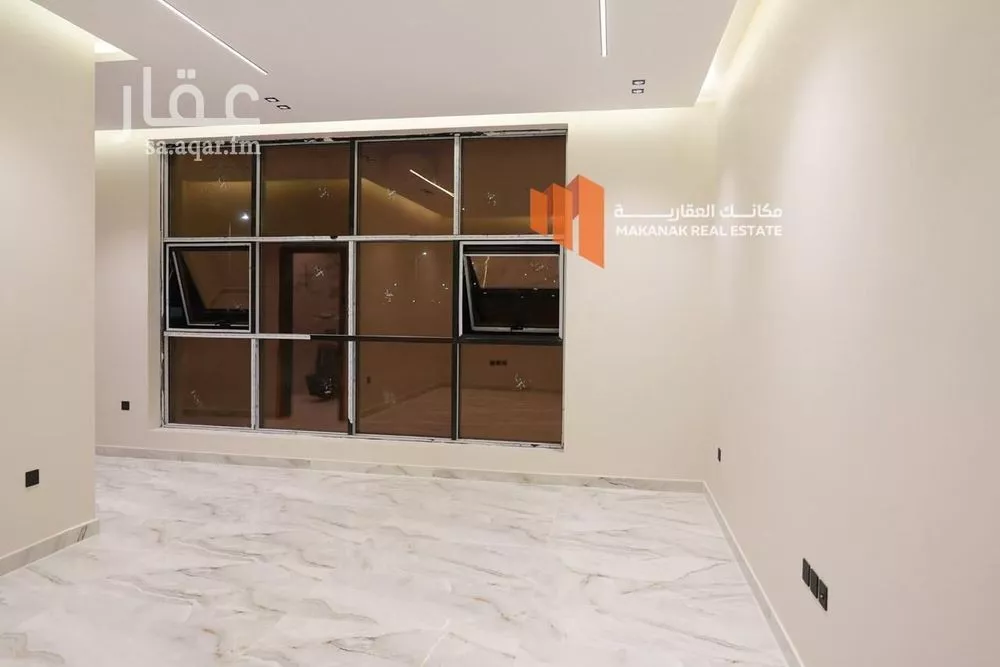 5 bedroom villa in Qasr Al Khaleej 26