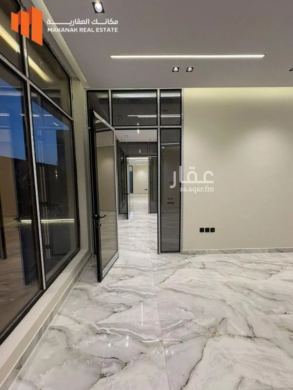 5 bedroom villa in Qasr Al Khaleej 4
