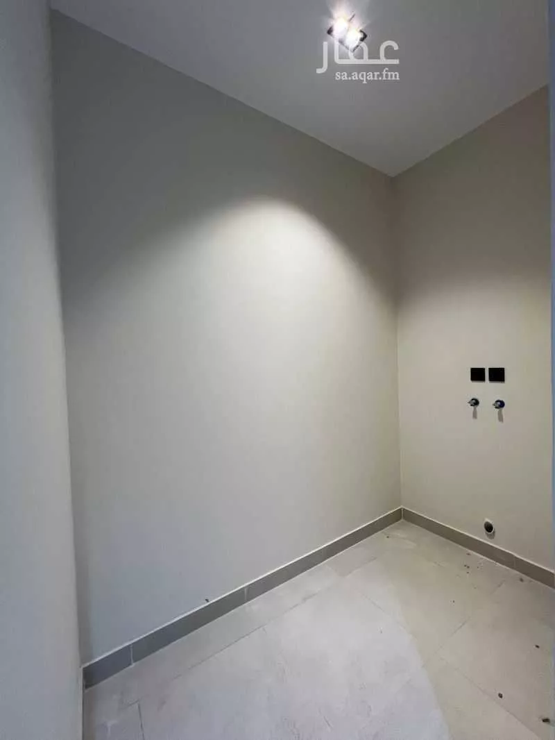 3 bedroom apartment in Al Nuzhah 10