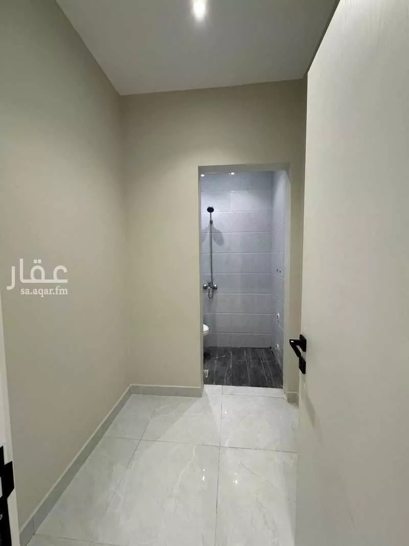 6 bedroom apartment in Ar Rayan 5