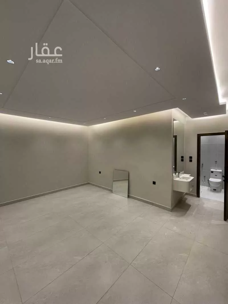3 bedroom apartment in Al Rabwa 5