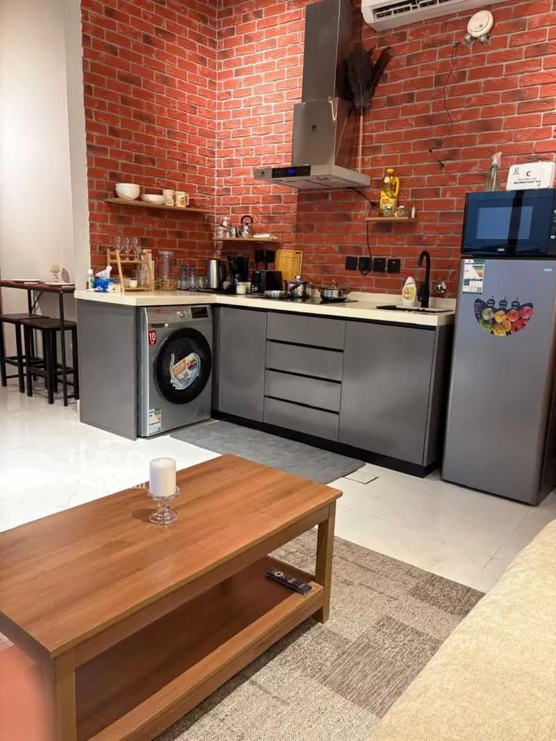 20 bedroom building in King Faisal, Riyadh 21