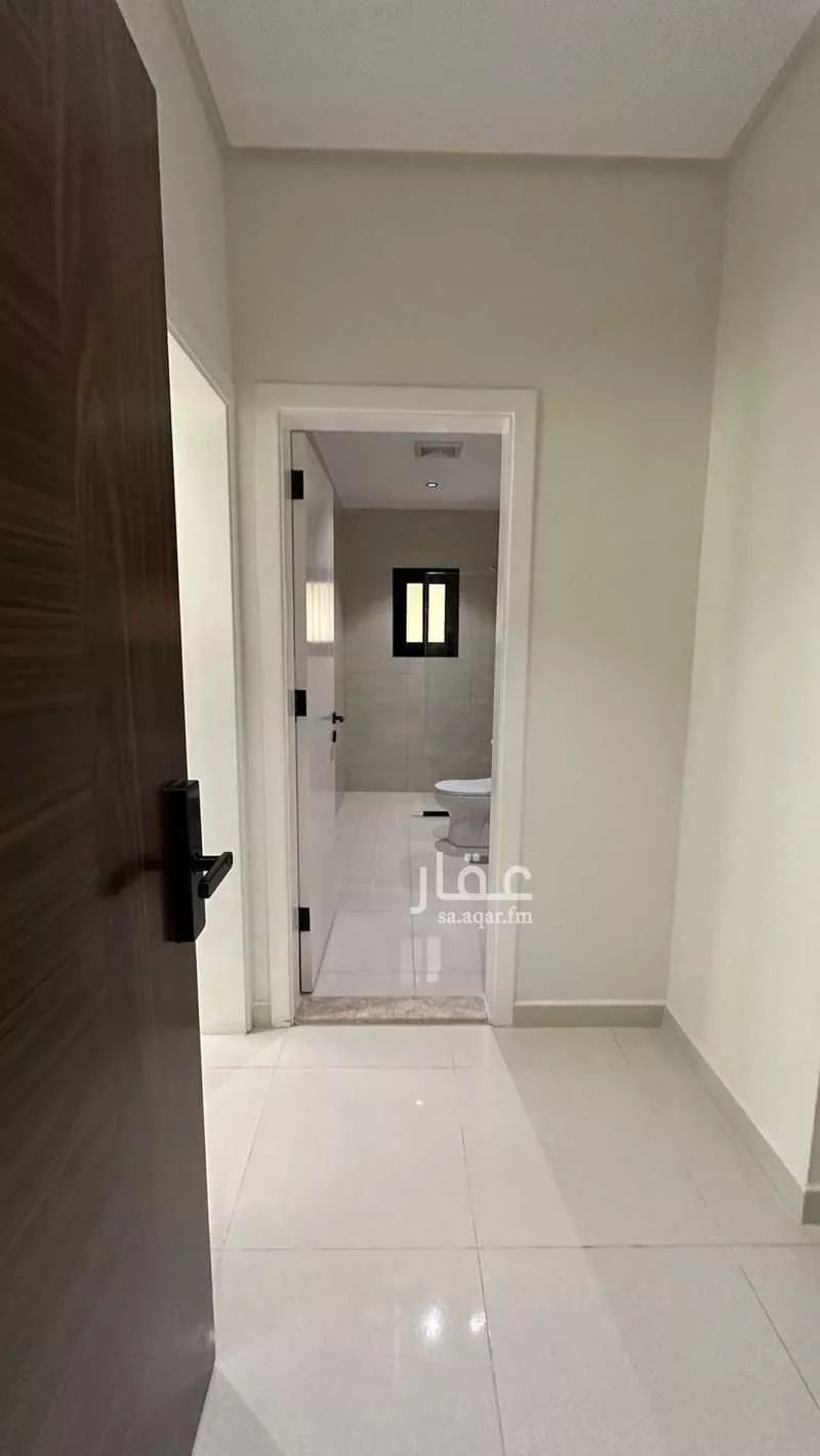 4 bedroom apartment in Al Aziziyah 3