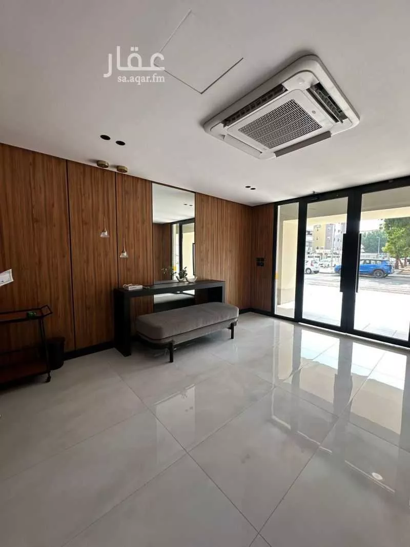 4 bedroom apartment in Al Aziziyah 7