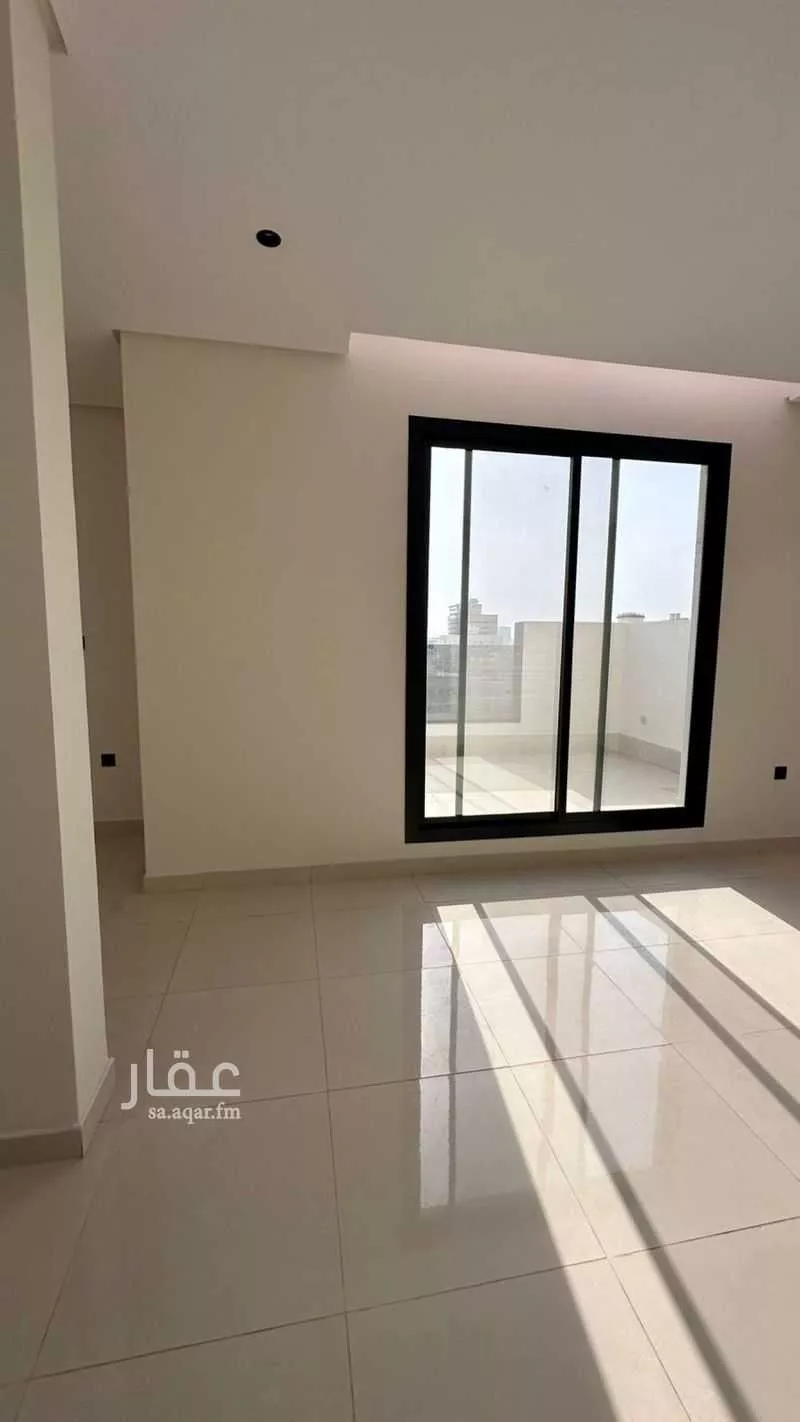 4 bedroom apartment in Al Aziziyah 9