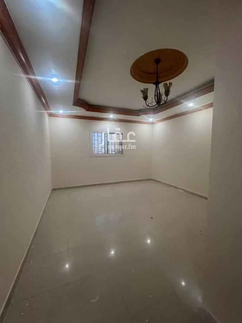 6 bedroom apartment in Al Marwa 2