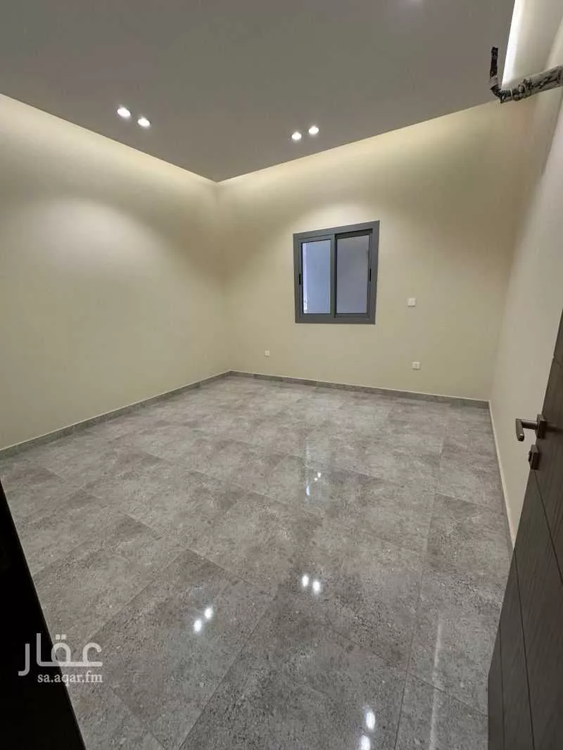 5 bedroom apartment in Al Marwa 14