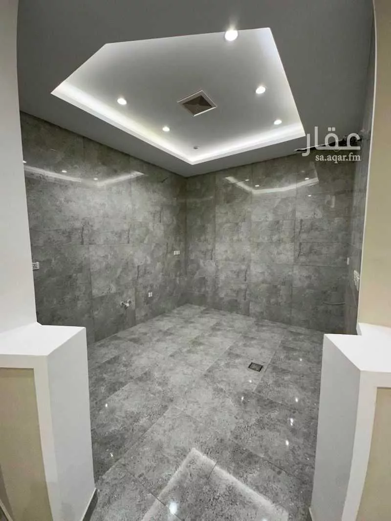 5 bedroom apartment in Al Marwa 9