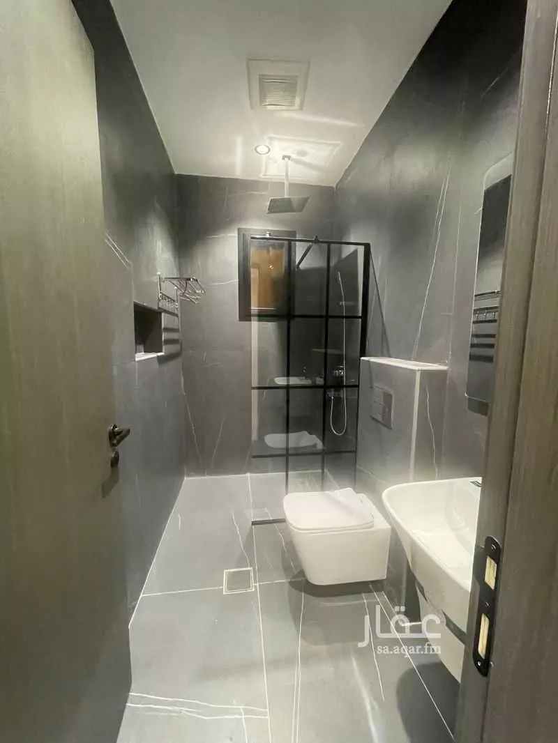 4 bedroom apartment in Al Rabwa 5