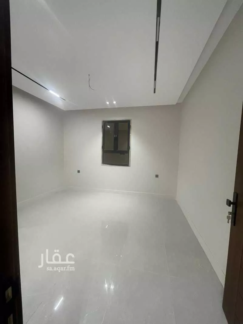 4 bedroom apartment in Al Rabwa 9