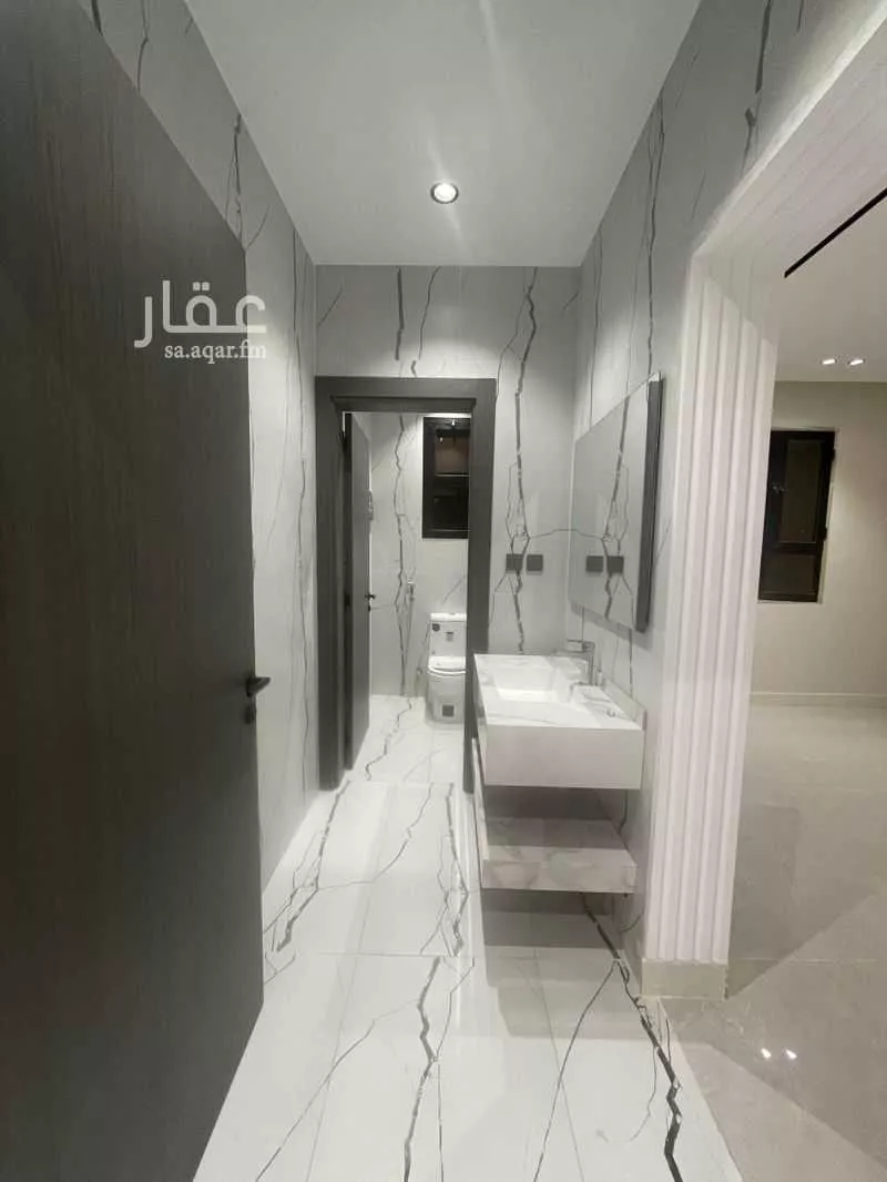 4 bedroom apartment in Al Rabwa 10