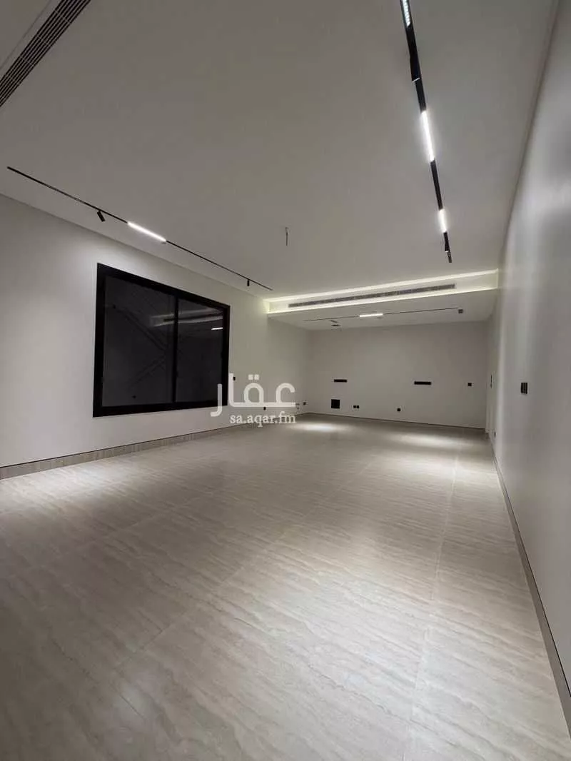 2 bedroom apartment in Al Ruwais 6