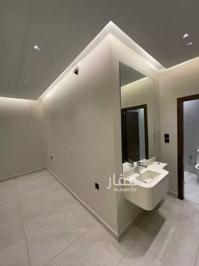 4 bedroom apartment in Al Rabwa 2
