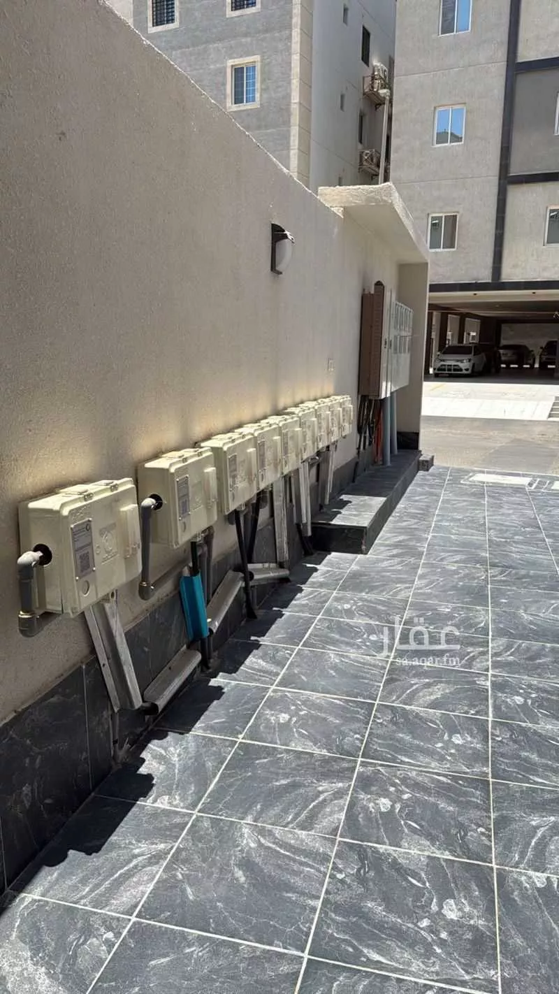 5 bedroom apartment in Ar Rayan 7