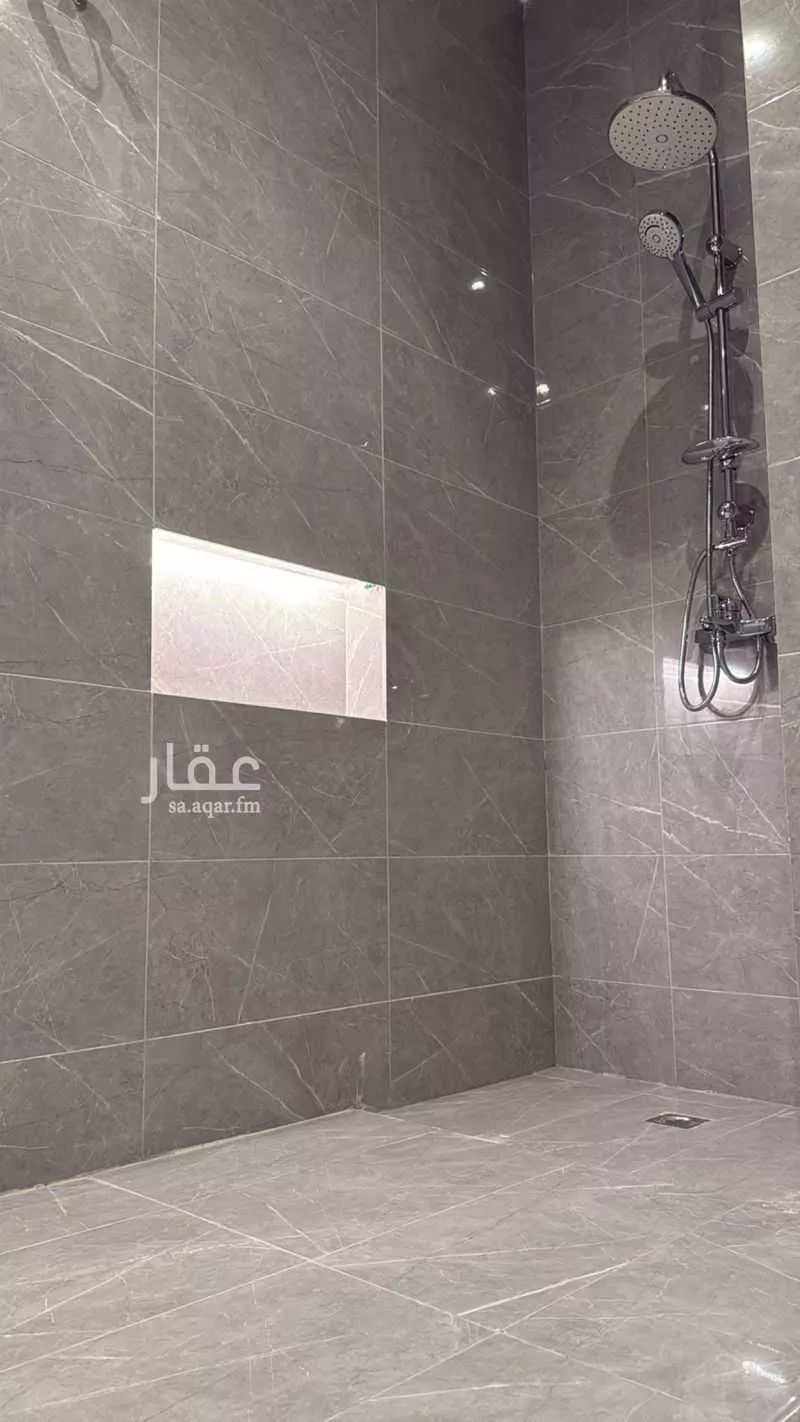 5 bedroom apartment in Ar Rayan 9