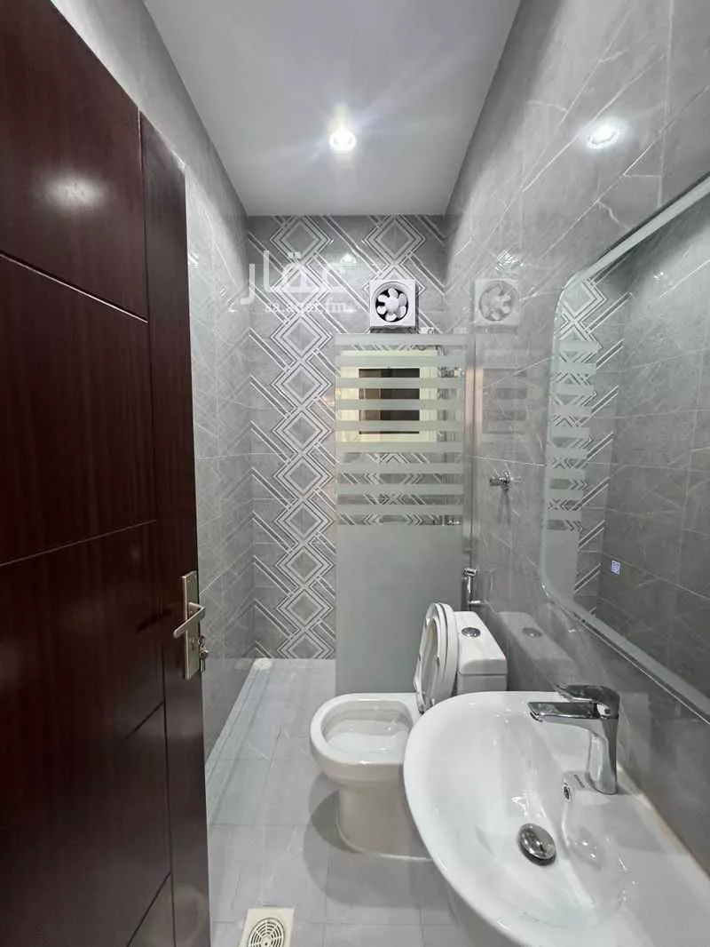 5 bedroom apartment in Muraykh, Jeddah 14