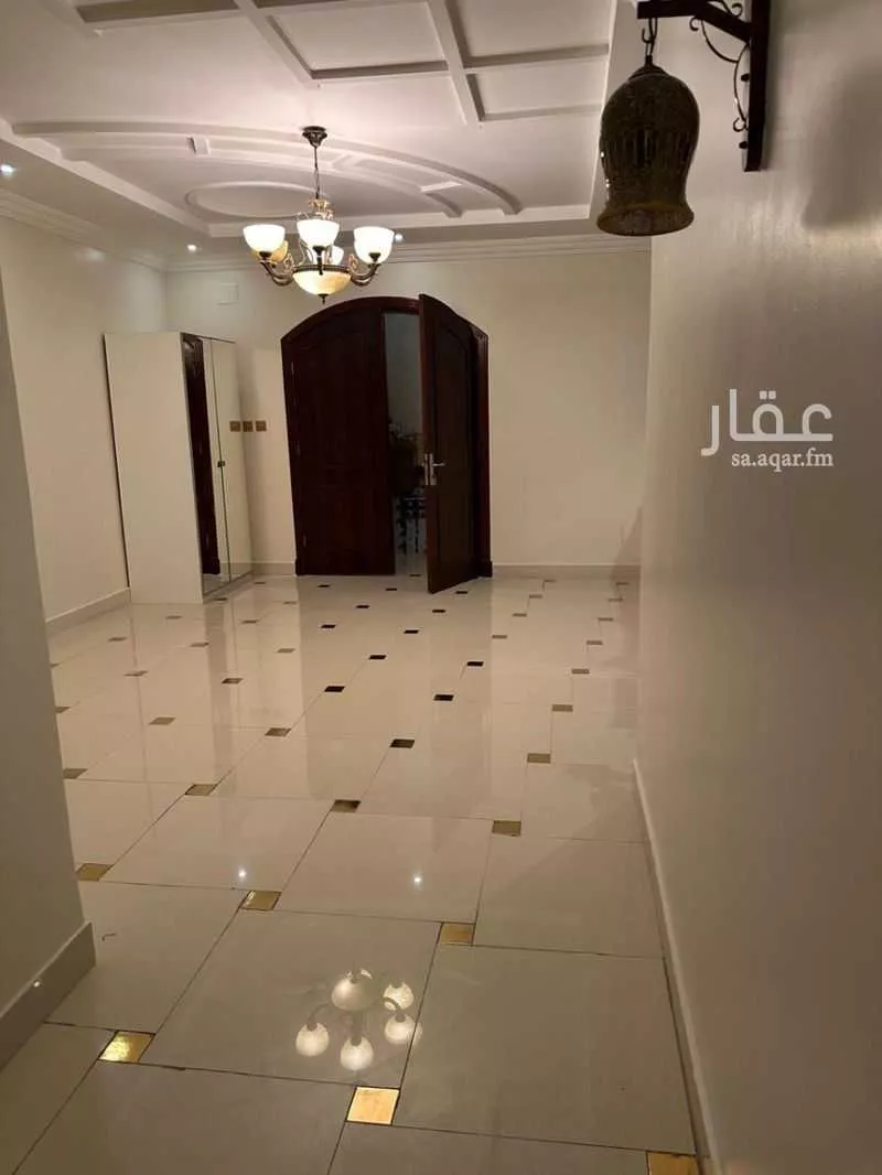 5 bedroom apartment in Al Marwa 2