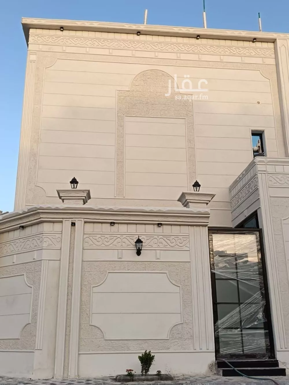 فيلا 7 غرف في ضاحية الملك فهد 8