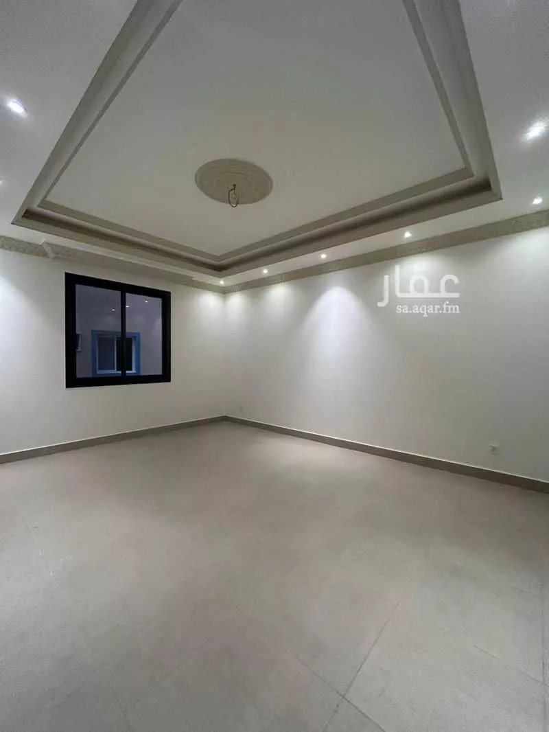 3 bedroom apartment in Al Marwa 5