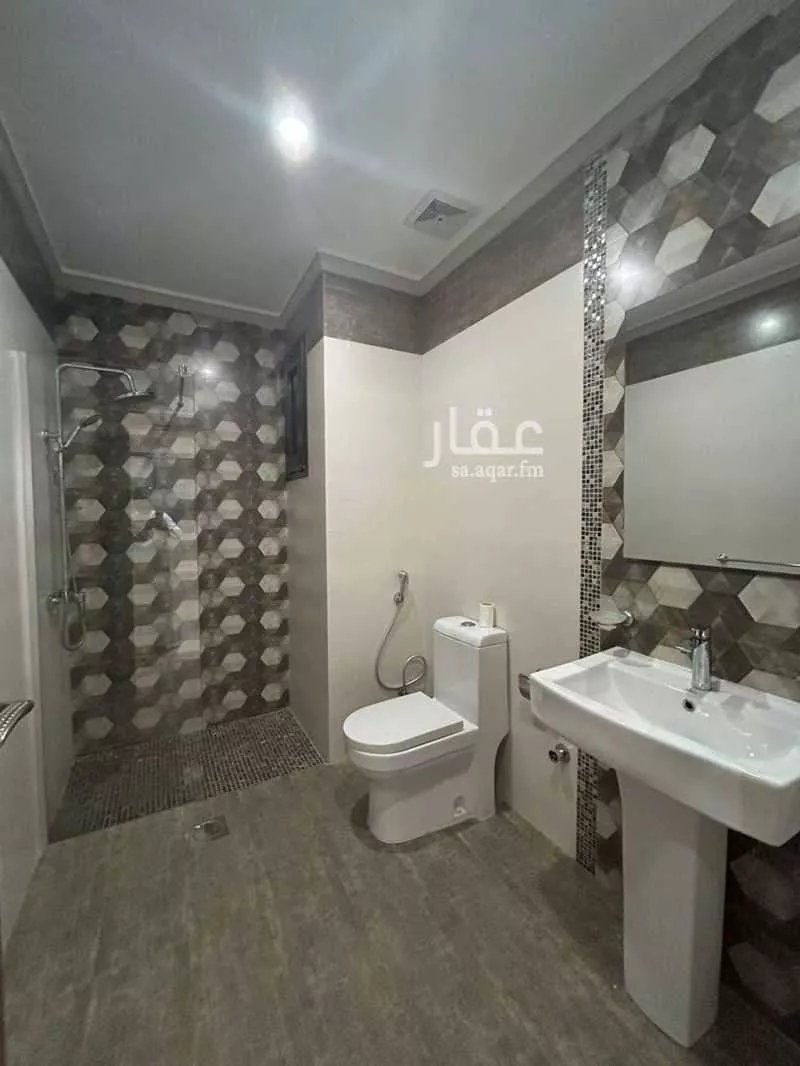 3 bedroom apartment in Al Marwa 7